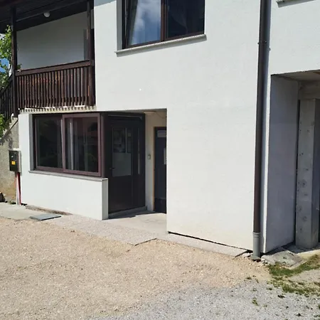 Apartma Emilio